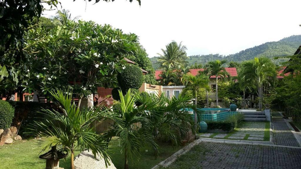 Baan Sala Lung Dam Hotel Bophut Exterior photo