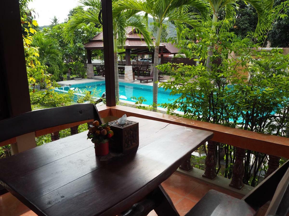 Baan Sala Lung Dam Hotel Bophut Exterior photo